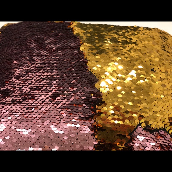 Pillows - Picture 2 of 16